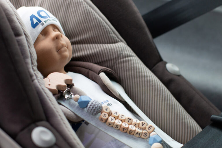 4activeOD-newborn CPD dummy newborn Newborn InCabin Dummy with humanlike sensor behavior and realistic movement - certified